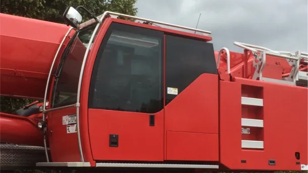 Scheibentönung der Kabine eines Kranwagen